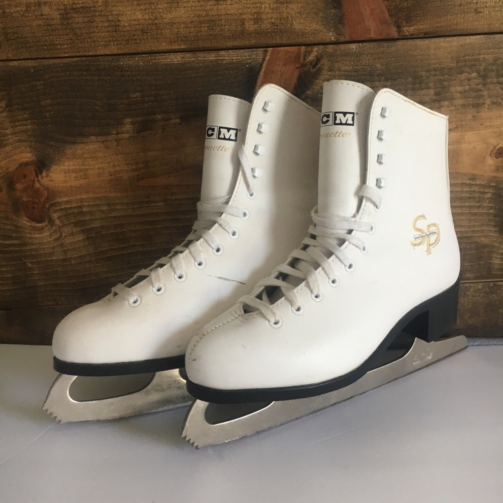 CCM Pirouette Ladies Figure Skates